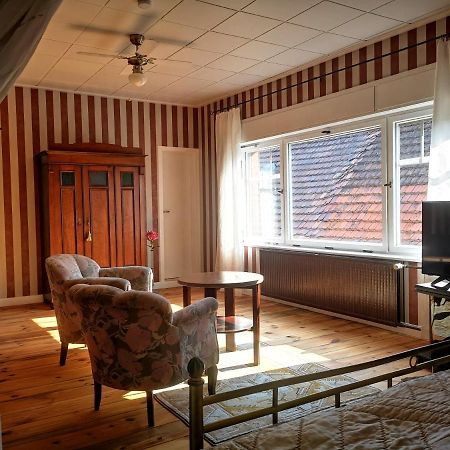 Am Lindenplatz Bed & Breakfast Crinitz Eksteriør bilde