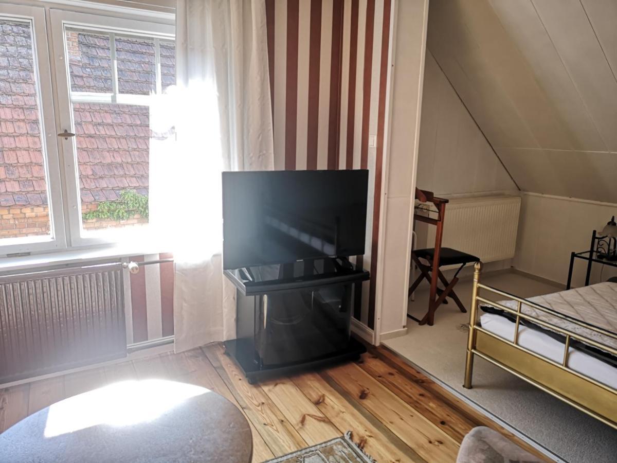 Am Lindenplatz Bed & Breakfast Crinitz Eksteriør bilde
