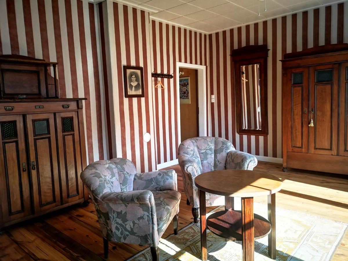 Am Lindenplatz Bed & Breakfast Crinitz Rom bilde